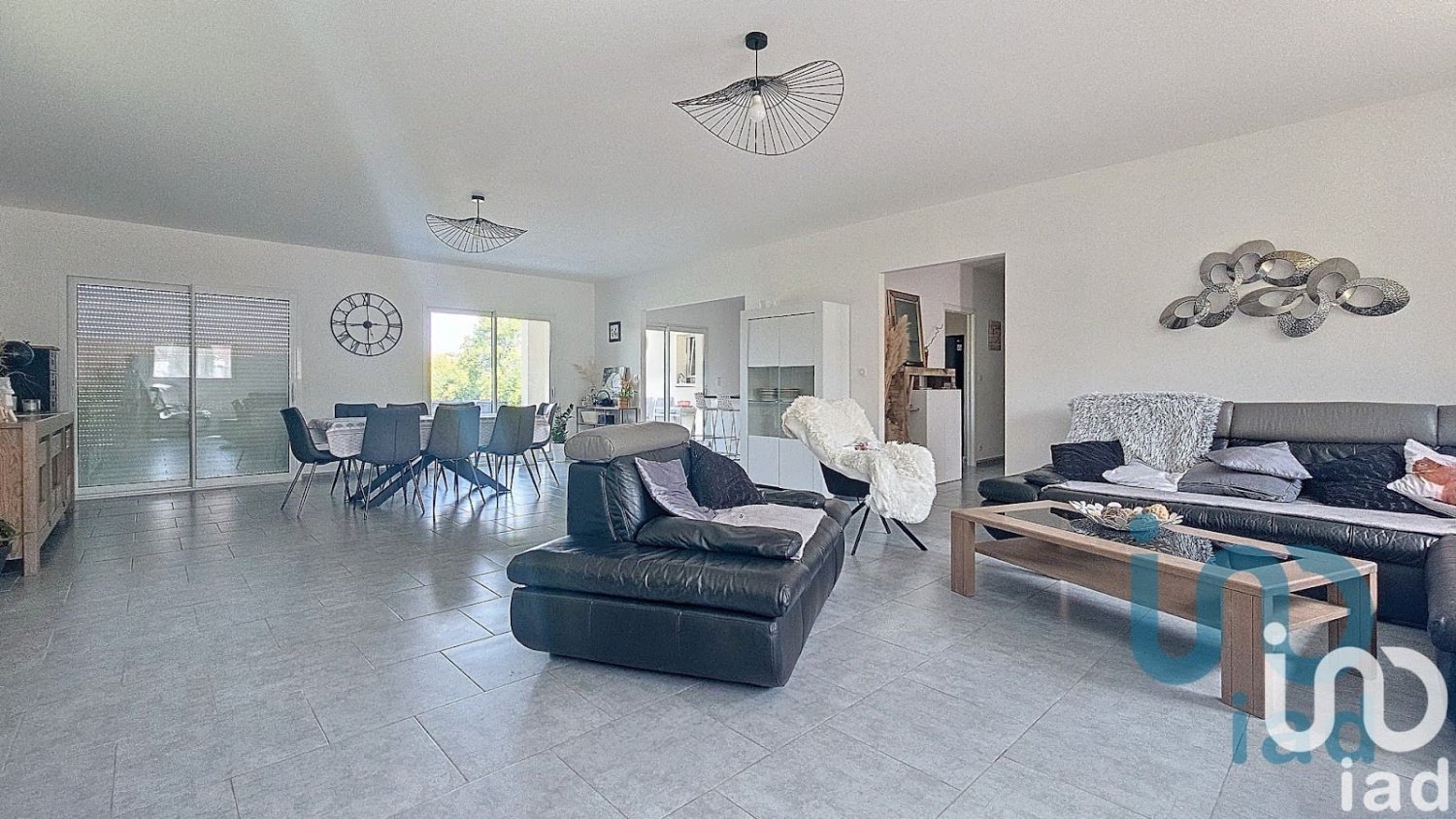 4 chambres Maison à Mesgrigny, France No. 258741