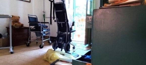 2 bedrooms Apartment in Massa, Italy No. 263749 8