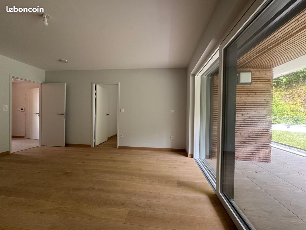 Квартира с 1 спальней в Ла-Форе-Фуэнан, Франция № 330783