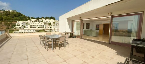 3 bedrooms Penthouse in Marbella, Spain No. 131061 23
