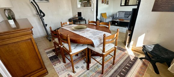 2 bedrooms Apartment in Carrieres-sous-Poissy, France No. 124531 3