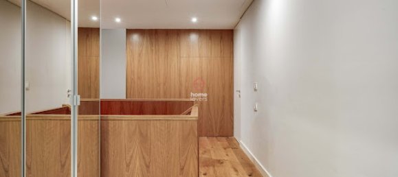 5 bedrooms Villa in Lisbon, Portugal No. 216936 19