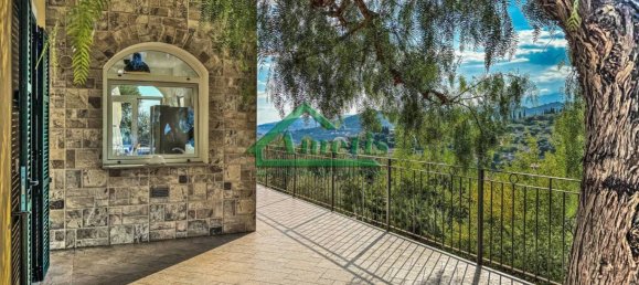 Вилла с 1 спальней в Империя, Италия № 331758 35