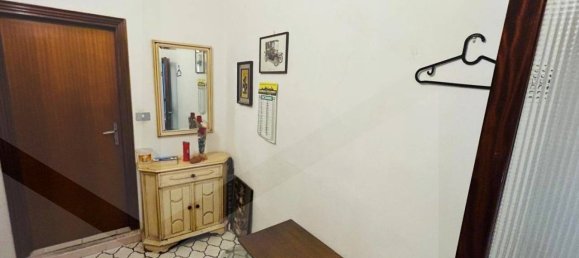 3 bedrooms Apartment in Ponsacco, Italy No. 26997 4