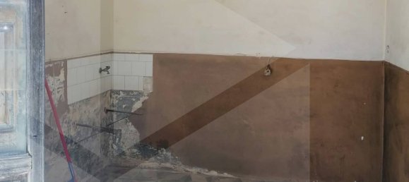 Дом с 6 комнатами в Мандурия, Италия № 27998 29