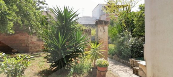 Дом с 6 комнатами в Мандурия, Италия № 27998 12