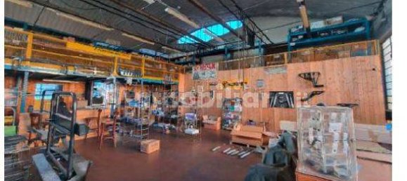 5غرفة مستودع في Jerago con Orago, Italy رقم 310133 6