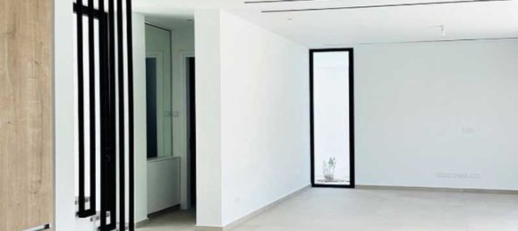 3 bedrooms House in Germasogeia, Cyprus No. 16328 6