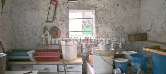 Lagerhaus in Viterbo, Italy 40m², Nr. 281495 9