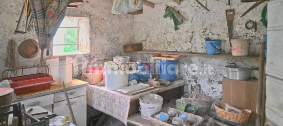 Lagerhaus in Viterbo, Italy 40m², Nr. 281495 7