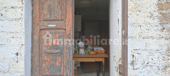 Lagerhaus in Viterbo, Italy 40m², Nr. 281495 11