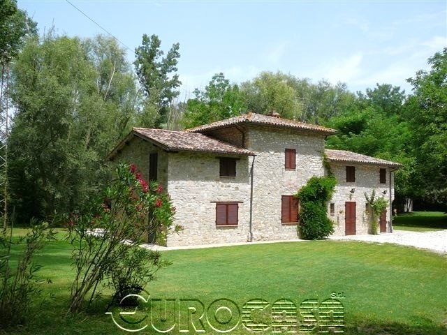 5 Schlafzimmer Haus in Umbertide, Italy, Nr. 54053