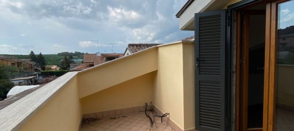 Casa de 7 habitaciónes en Labico, Italy No. 16632 34