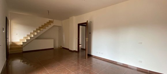 Casa de 7 habitaciónes en Labico, Italy No. 16632 46