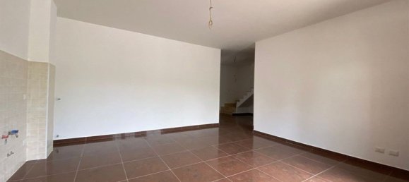 Casa de 7 habitaciónes en Labico, Italy No. 16632 24