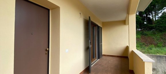 Casa de 7 habitaciónes en Labico, Italy No. 16632 47