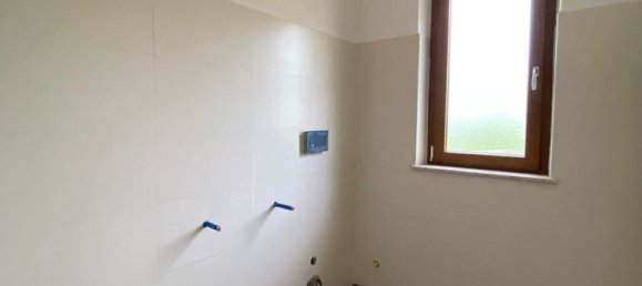 Casa de 7 habitaciónes en Labico, Italy No. 16632 40