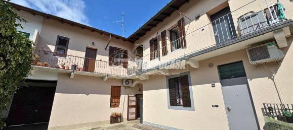 2 rooms Apartment in Legnano, Italy No. 267985 20