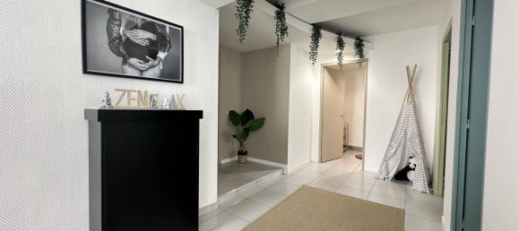 Propiedad comercial de 4 habitaciónes en Bruyeres-et-Montberault, France No. 244813 15