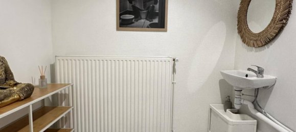 Propiedad comercial de 4 habitaciónes en Bruyeres-et-Montberault, France No. 244813 4