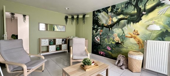 Propiedad comercial de 4 habitaciónes en Bruyeres-et-Montberault, France No. 244813 2