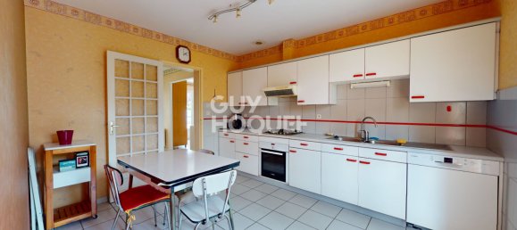 4 Schlafzimmer Haus in Chambray-les-Tours, France, Nr. 60893 7