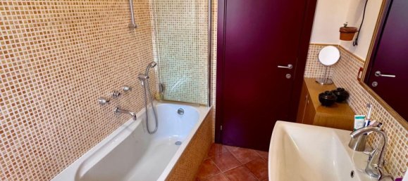 3 bedrooms Apartment in Milan, Italy No. 360744 20