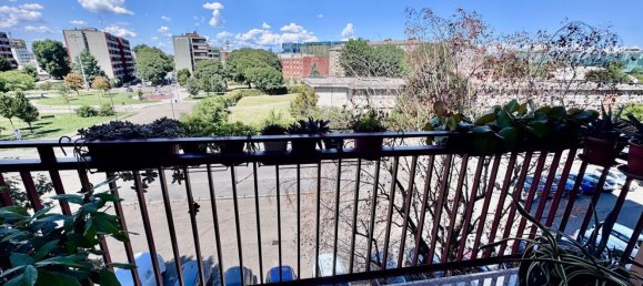 3 bedrooms Apartment in Milan, Italy No. 360744 5