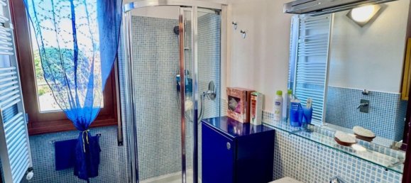 3 bedrooms Apartment in Milan, Italy No. 360744 12