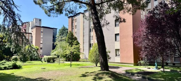 3 bedrooms Apartment in Milan, Italy No. 360744 23