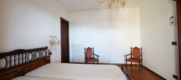 5 rooms Apartment in Venice, Italy No. 221661 16