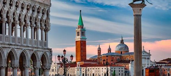 16 rooms Commercial property in Venice, Italy No. 61818 6