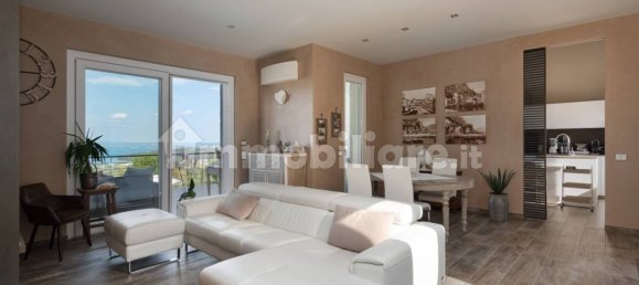 Villa T3 em Lonato del Garda, Italy N.º 292782 14