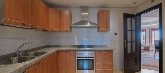 3 Schlafzimmer Penthouse in Marbella, Spain, Nr. 184062 2