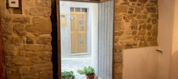 2 Schlafzimmer Haus in Gangi, Italy, Nr. 157014 3
