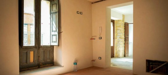 2 Schlafzimmer Haus in Gangi, Italy, Nr. 157014 9