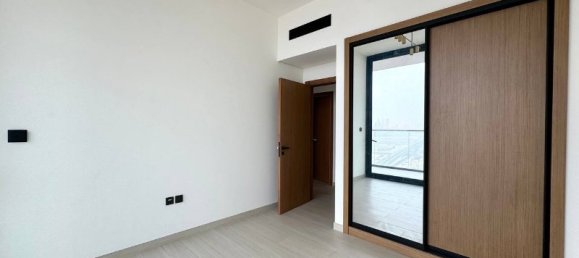 Квартира с 2 спальнями в Дубай, ОАЭ № 122673 3
