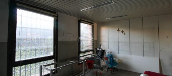 75m² Commercial property in Cavenago di Brianza, Italy No. 63633 3