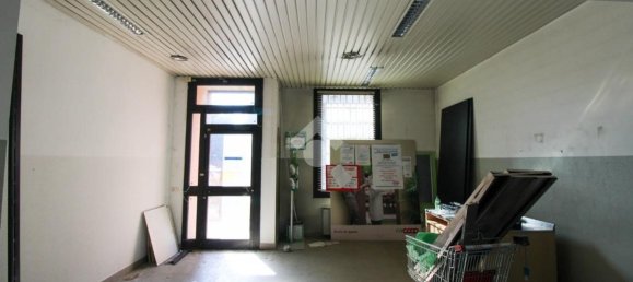 75m² Commercial property in Cavenago di Brianza, Italy No. 63633 18