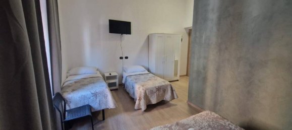 5 rooms Apartment in Rho, Italy No. 38942 4