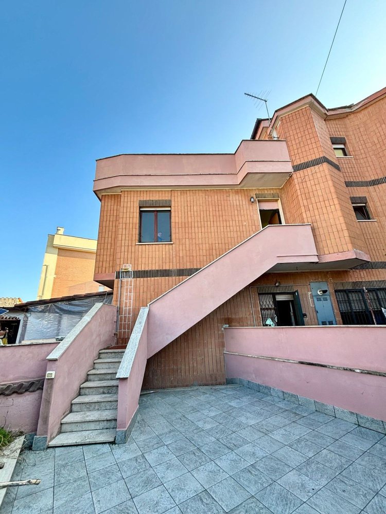 3-Zimmer Haus in Ardea, Italy, Nr. 46188