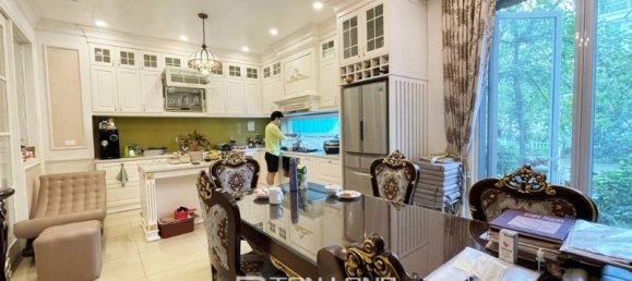 4 bedrooms Villa in Long Bien, Vietnam No. 679 6