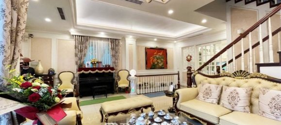 4 bedrooms Villa in Long Bien, Vietnam No. 679 2