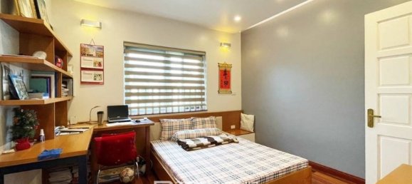 4 bedrooms Villa in Long Bien, Vietnam No. 679 10