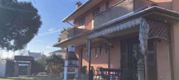 5 rooms Villa in Noviglio, Italy No. 3253 4