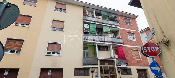 3-salle Appartement à Casalpusterlengo, Italy No. 213273 30