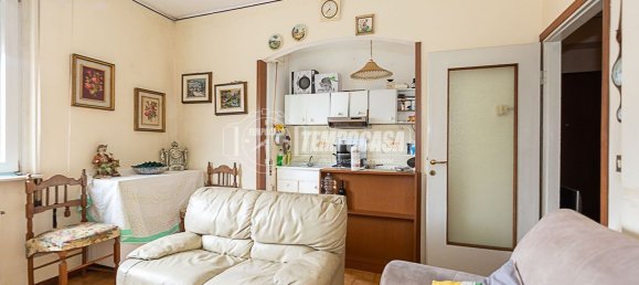 3-salle Appartement à Casalpusterlengo, Italy No. 213273 8