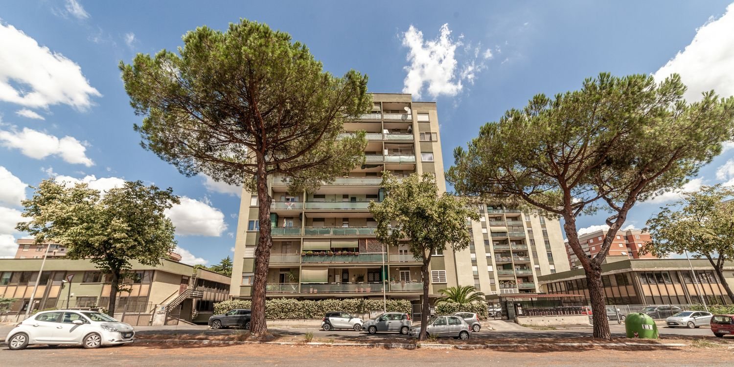 2 rooms Apartment in Rome, Italy No. 280438