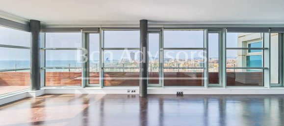 2 bedrooms Penthouse in Sant Marti, Spain No. 159309 7