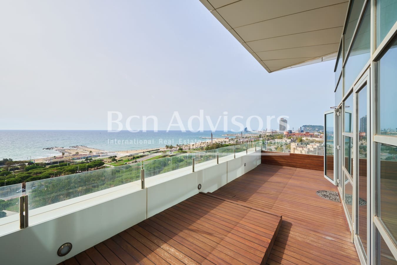 2 bedrooms Penthouse in Sant Marti, Spain No. 159309